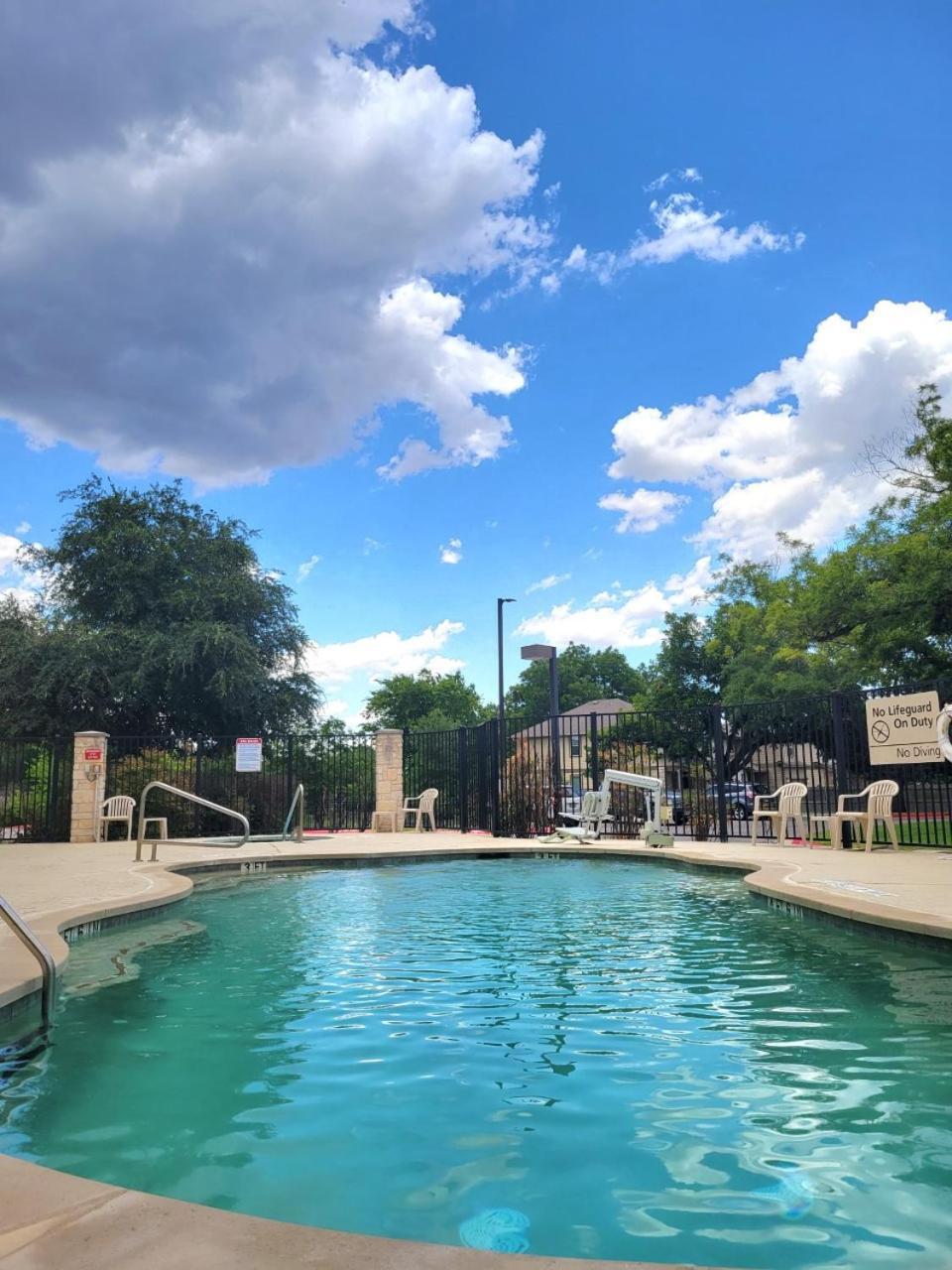 Hampton Inn&Suites Austin Cedar Park-Lakeline Bagian luar foto